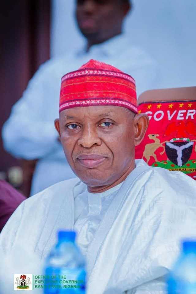 Gwamna Yusuf Ya Yi Barazanar Ƙwace Lasisin Jerin Gidajen Kwankwasiyya, Amana Da Bandirawo 