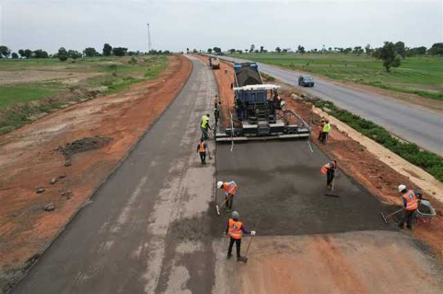 Za A Kammala Aikin Titin Abuja-Kano Cikin Shekara 1 – Gwamnatin Tarayya